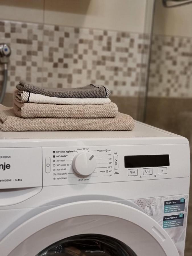 As Apartman 2 Vrsac Buitenkant foto